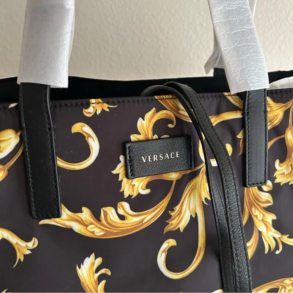 Versace Tote Bag - Picture 5 of 10